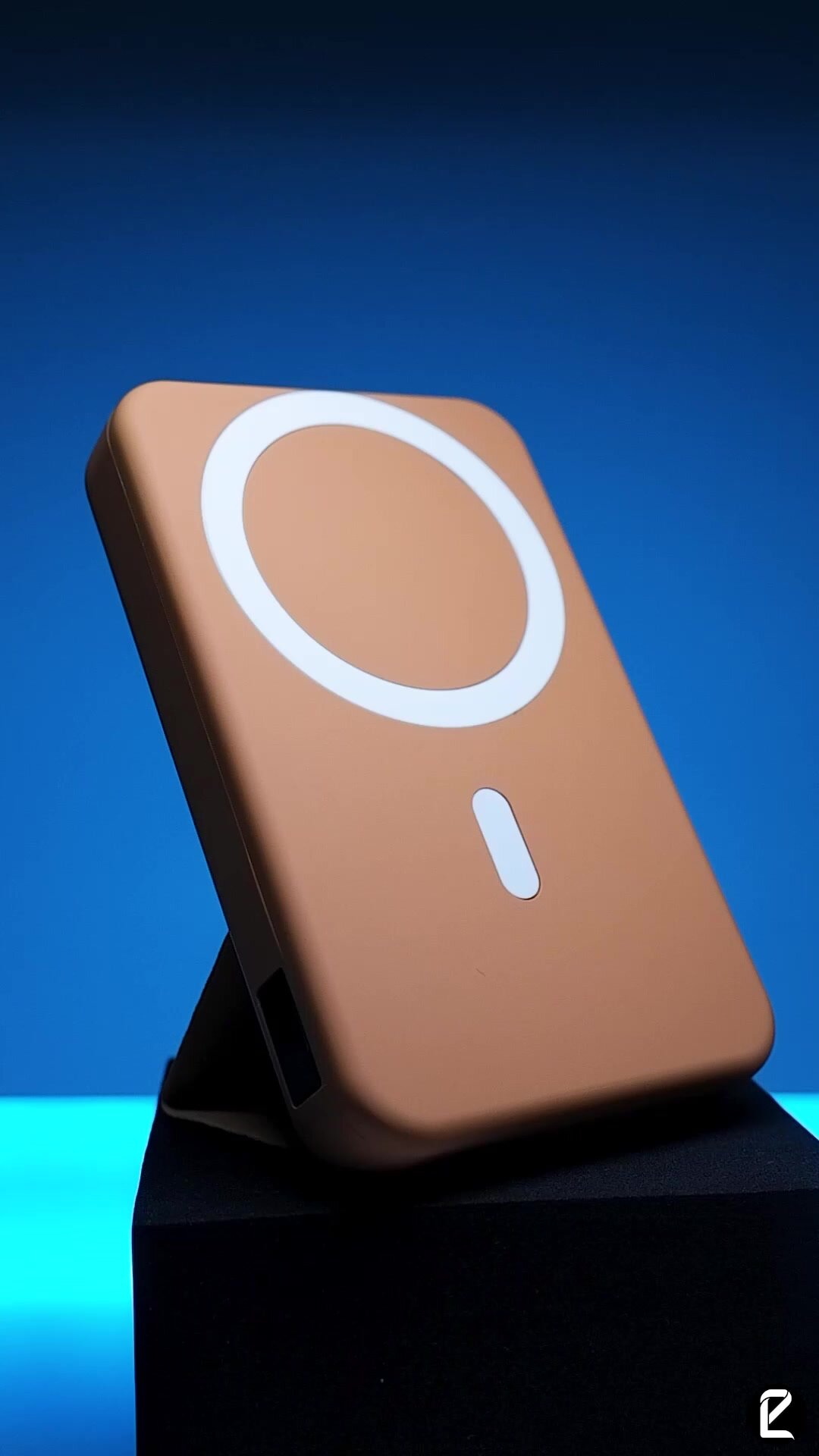 Spigen MagSafe 10000mAh Power Bank